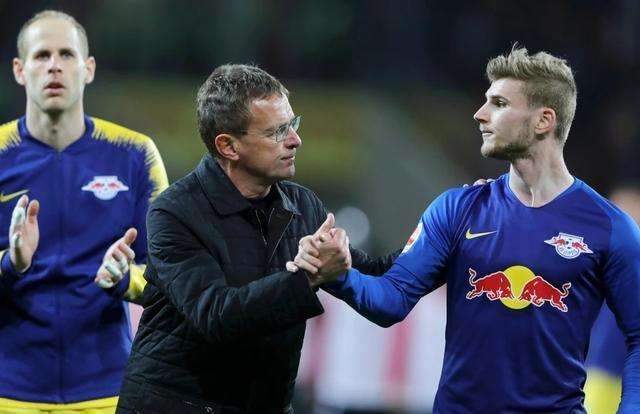 记者：中超收官战赛后，西海岸将为邵佳一举办告别仪式