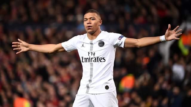 门将长传助攻惊艳全场