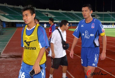 上赛季场均20分9.6板！媒体人：江苏签下前江西外援罗伯特