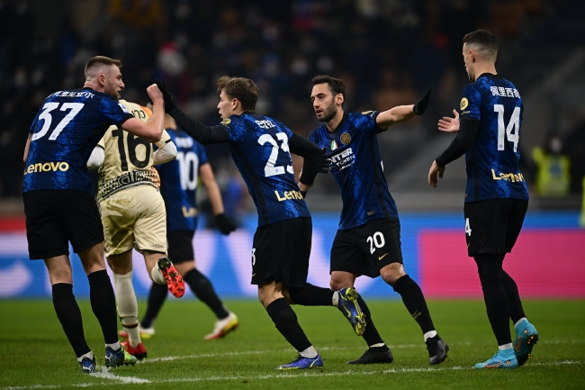 五大联赛仍有三支球队联赛不胜：狼队、维罗纳、佛罗伦萨