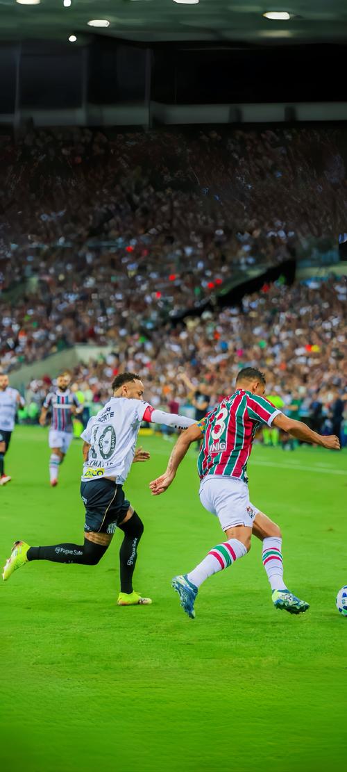 本赛季巴雷特出战时猛龙胜率70.6%，缺席时仅33.3%