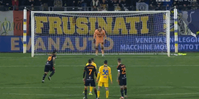 邮报：曼联计划明年夏天在北欧与雷克瑟姆进行季前友谊赛